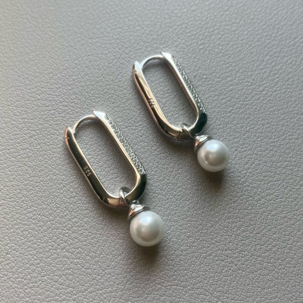 Elegant Silver and Pearl Drop Earrings - Picture 7 of 7
